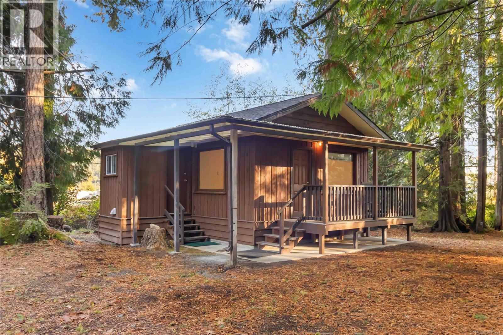 3384 Otter Point Rd