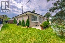61 Dauw AVENUE