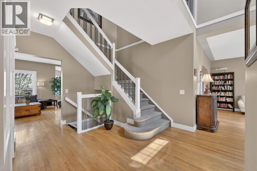 222 Diamond Drive SE