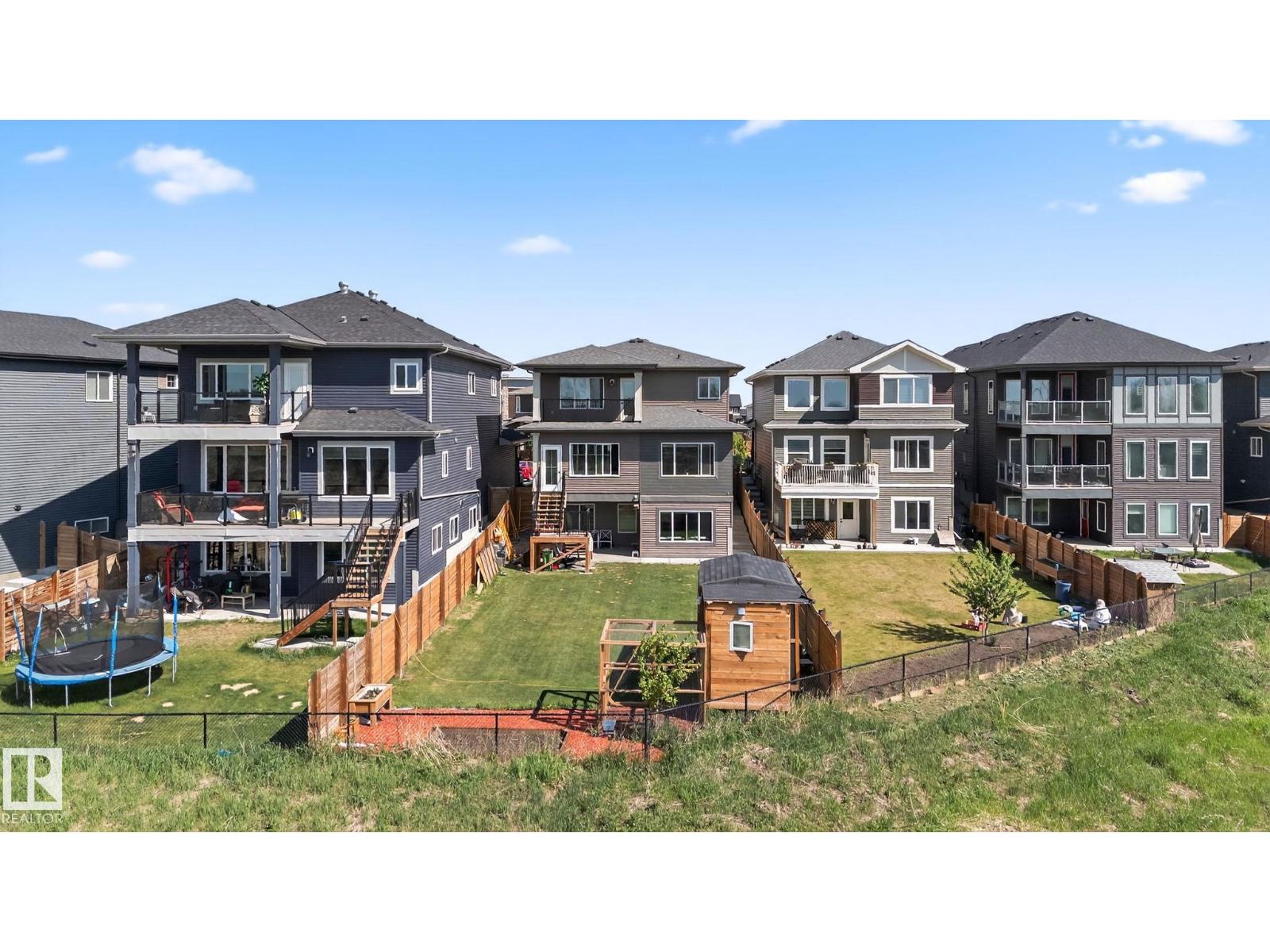4119 7 AV SW