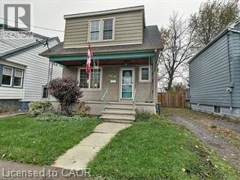 94 ALMA Street Port Colborne ON L3K1G3