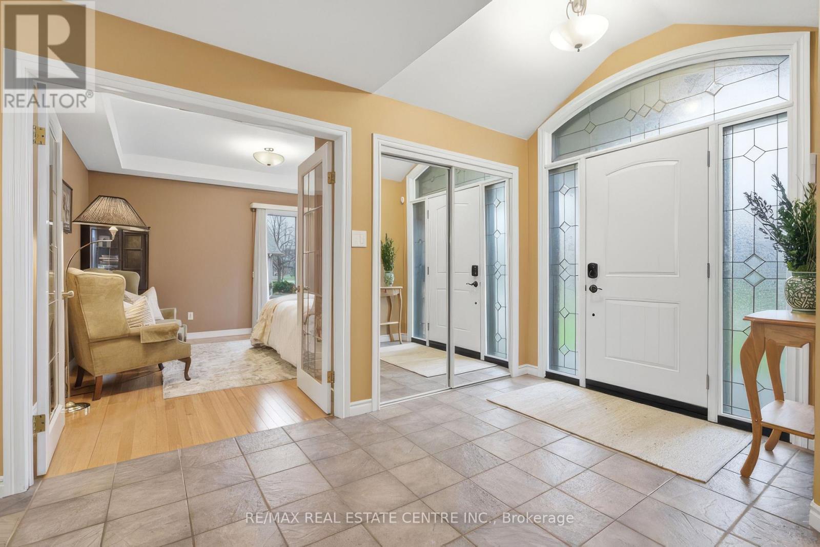 38 RHINE MEADOW ROAD