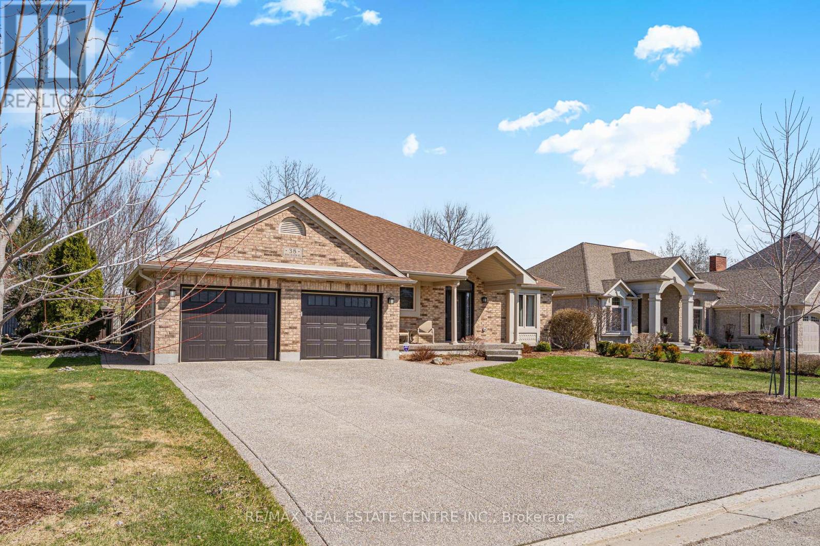 38 RHINE MEADOW ROAD