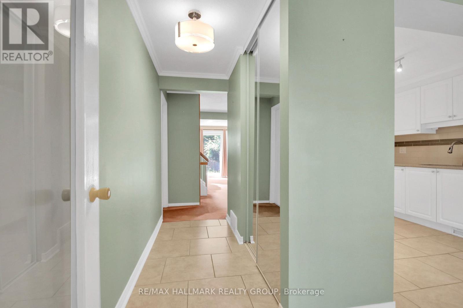 7954 DECARIE DRIVE