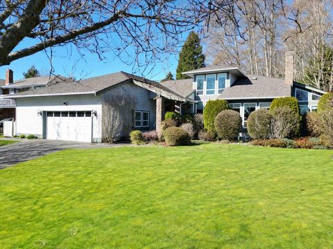 13383 14A AVENUE Surrey BC V4A7P9