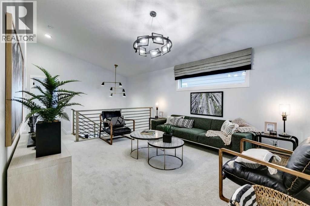 731 Langley Terrace SE