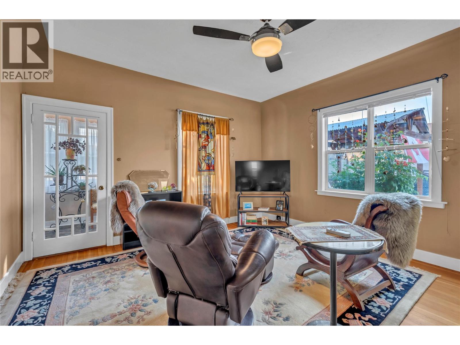 1337 Government Street