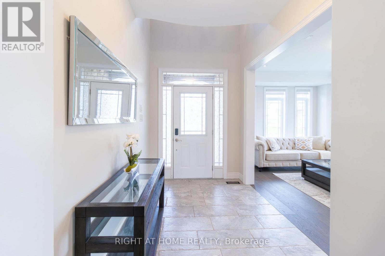 779 SNOWBERRY COURT