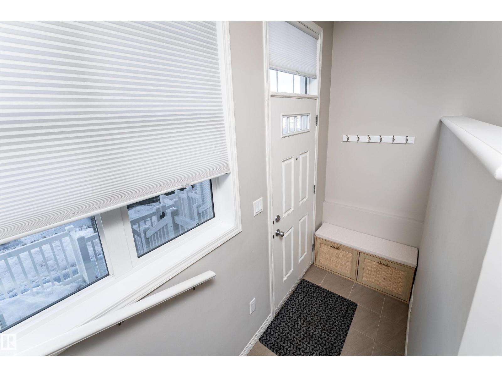 #8 7385 EDGEMONT WY NW