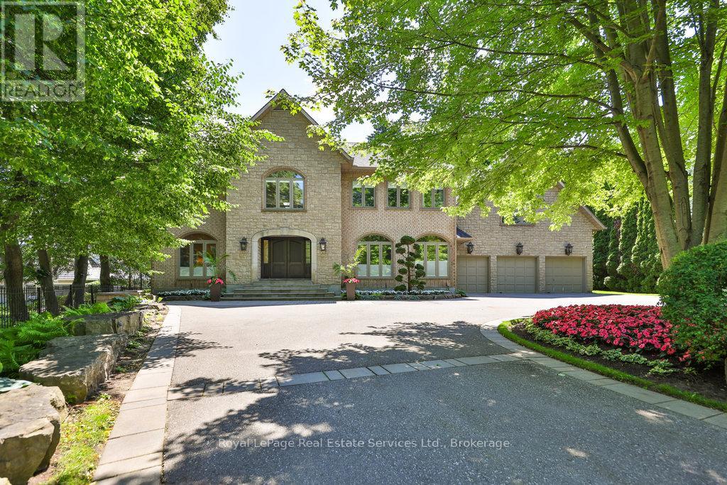 24 RAYMAR PLACE
