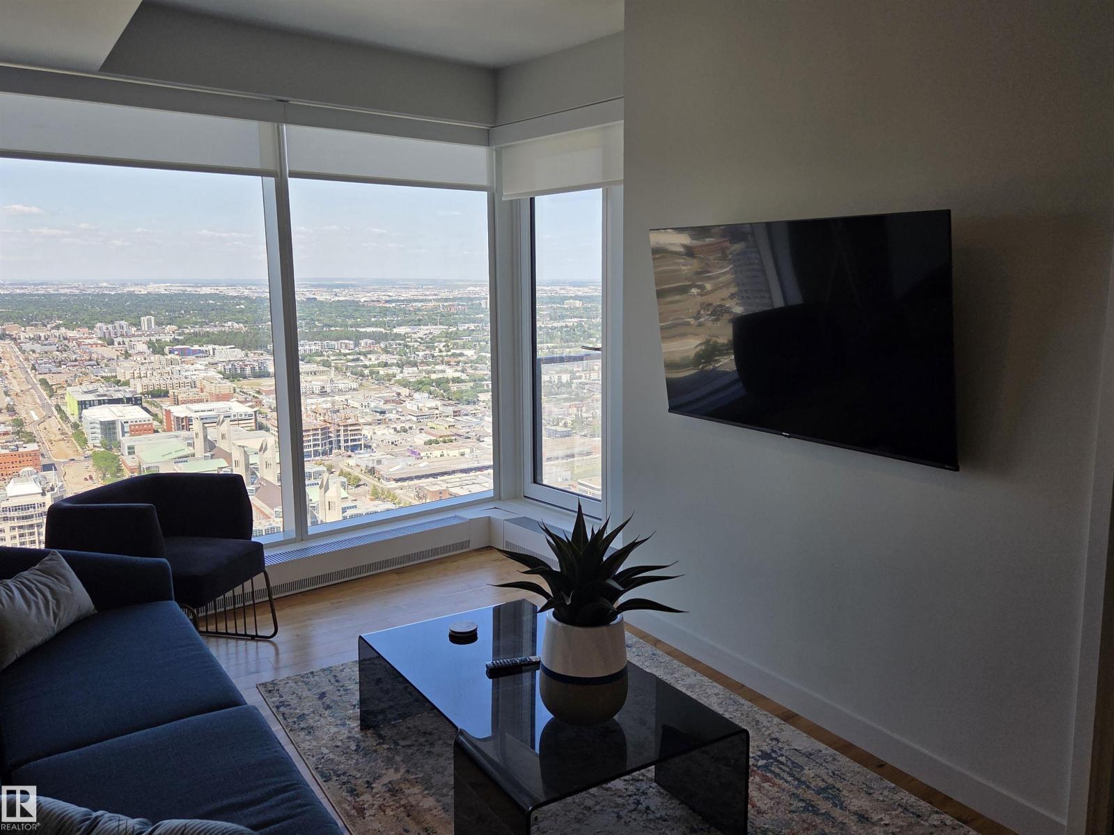 #4207 10360 102 ST NW NW