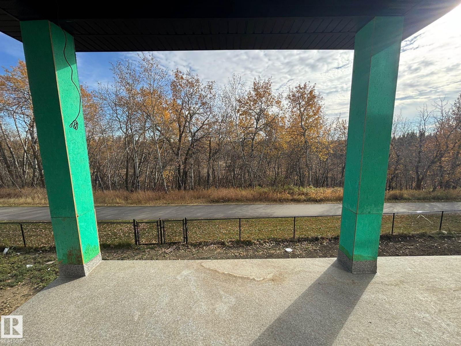 3083 158 ST SW