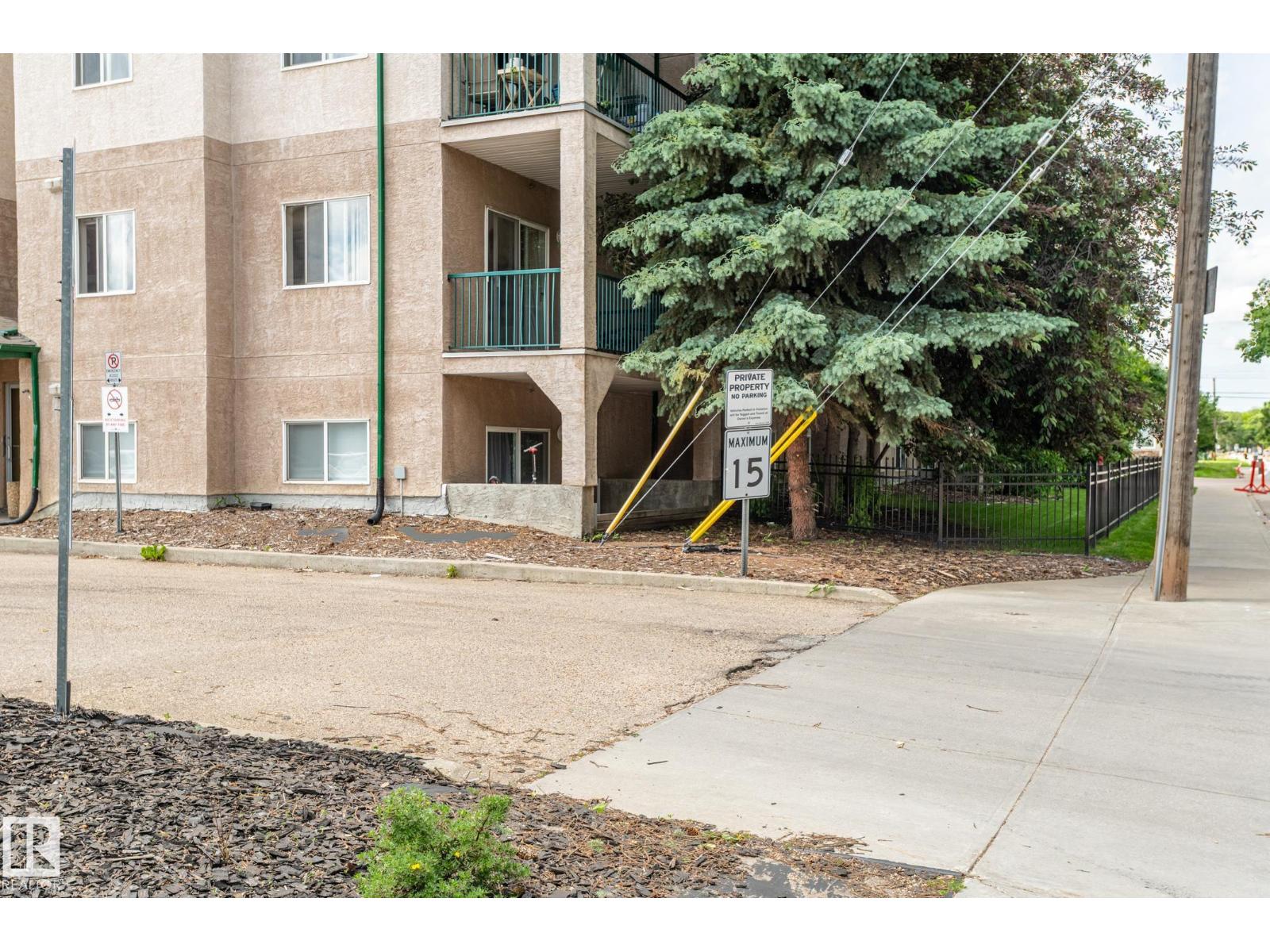 #228 11325 83 ST NW