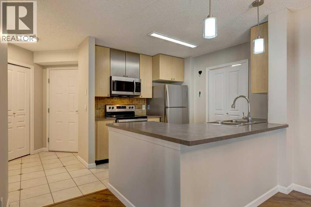 233, 30 Richard Court SW