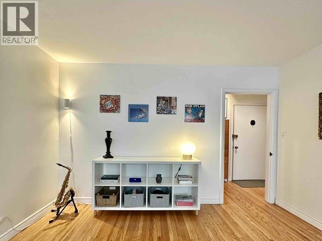 204 1565 BURNABY STREET
