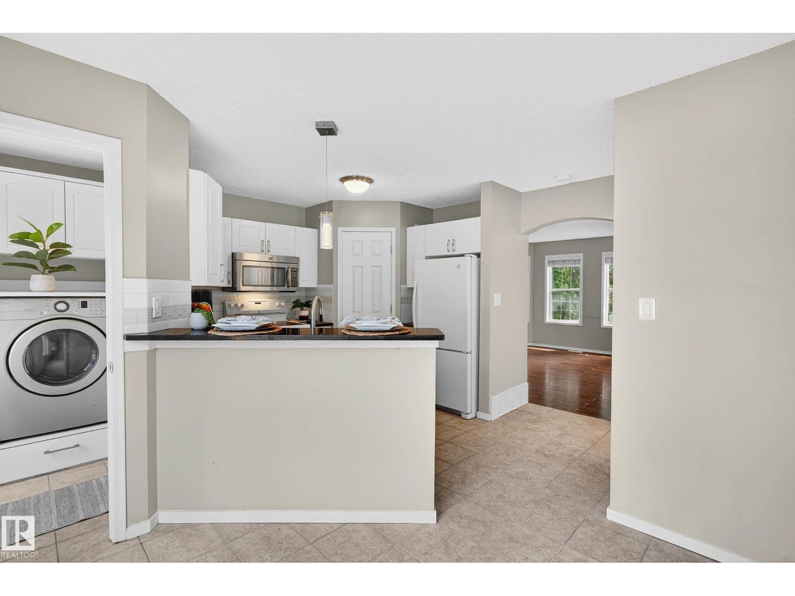 1338 GRANT WY NW
