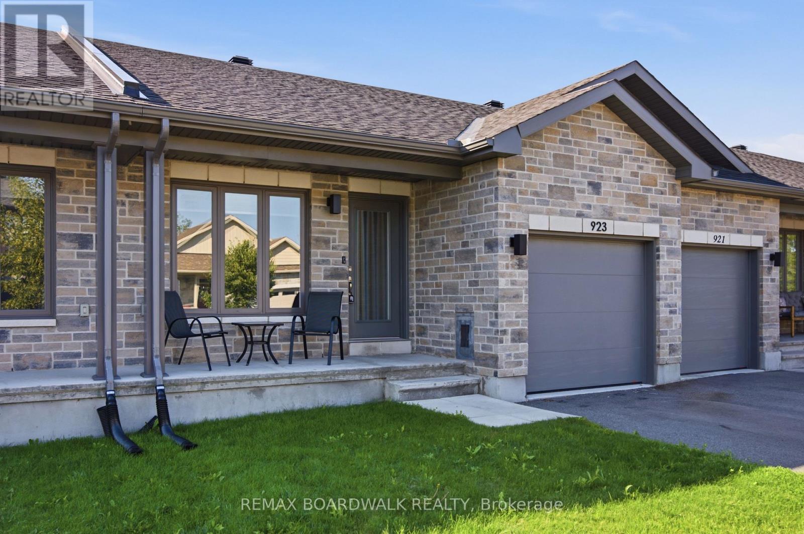 923 LEISHMAN DRIVE