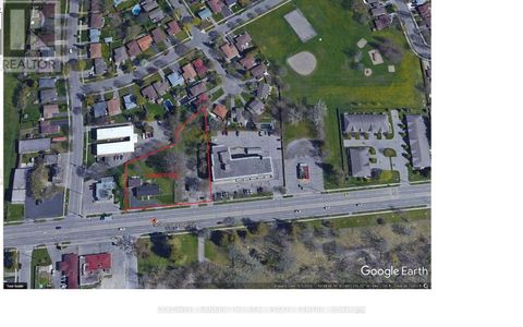 908/914 COLBORNE STREET E Brantford ON N2S3T4