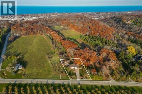 152 RIDGE Road W Grimsby ON L3M4E7