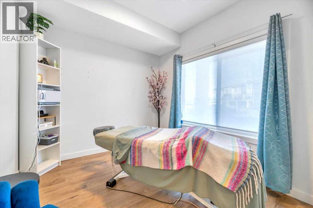 1001, 280 Chelsea Road