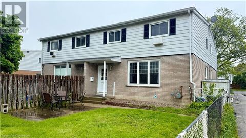 43C METCALFE Crescent Brantford ON N3R2L7