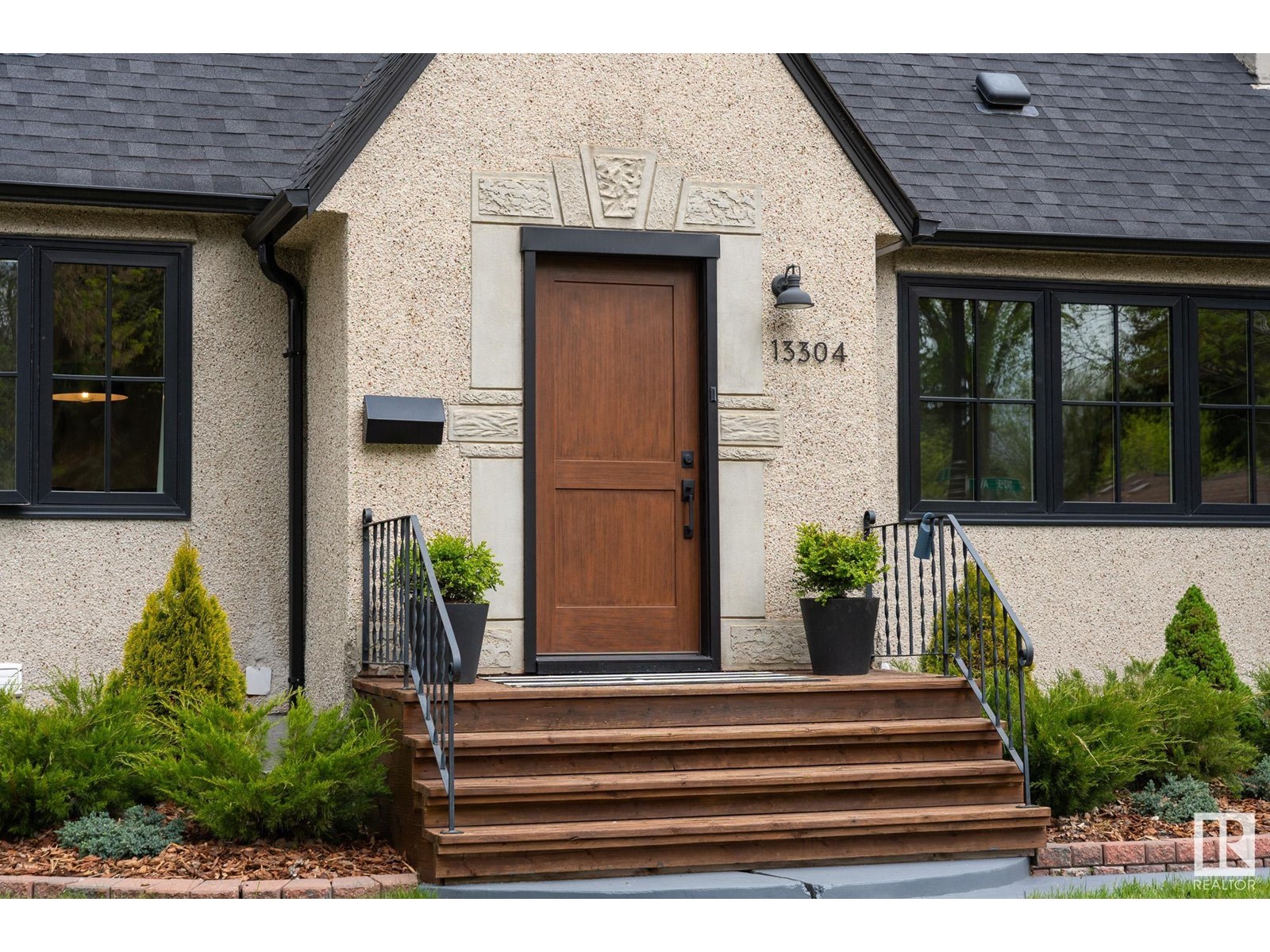 13304 109 AV NW