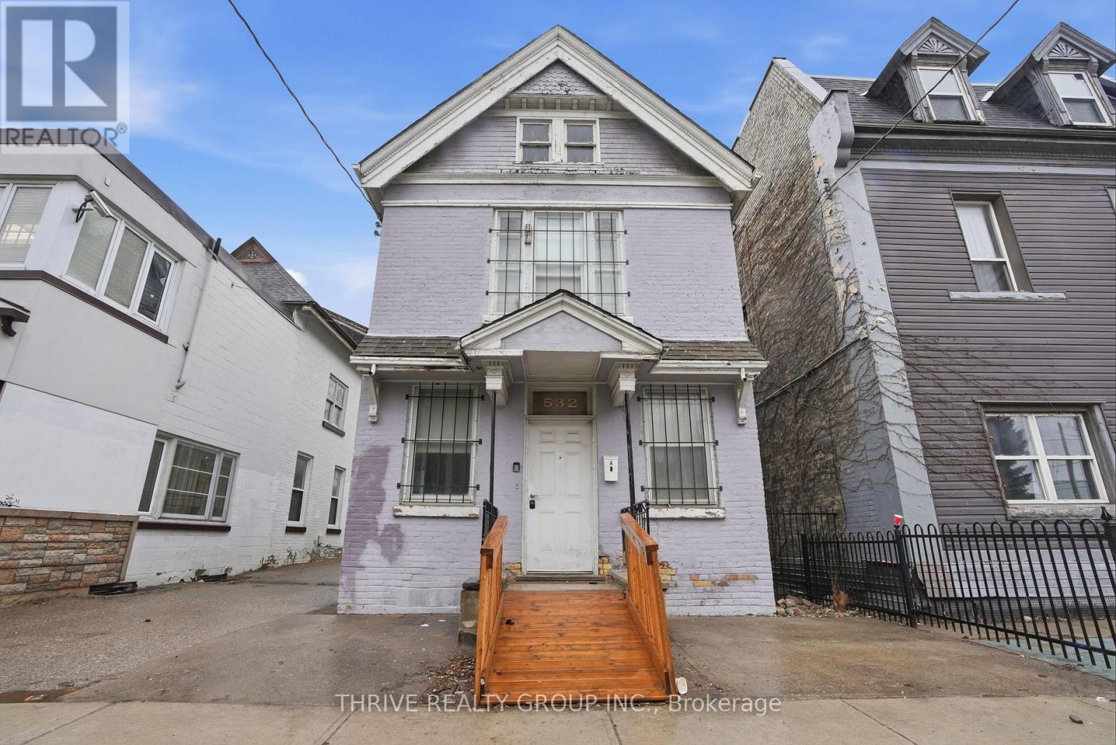 532-538 DUNDAS STREET