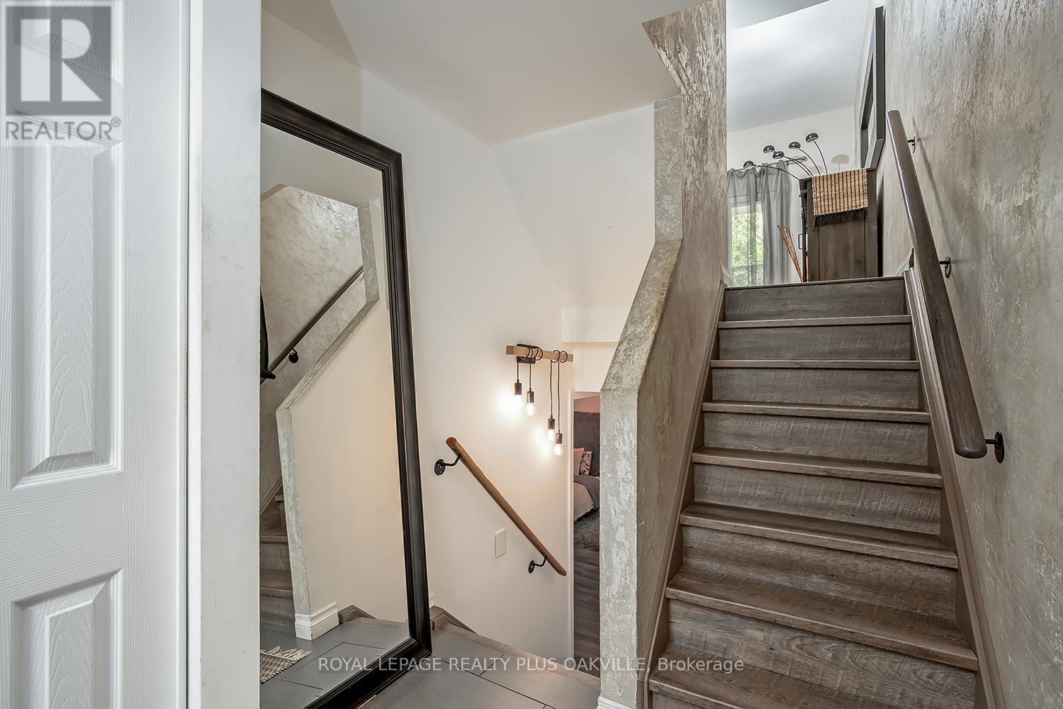 51 - 1051 CEDARGLEN GATE