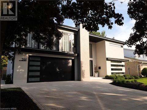 261 WHITMORE Drive Waterloo ON N2K2M5