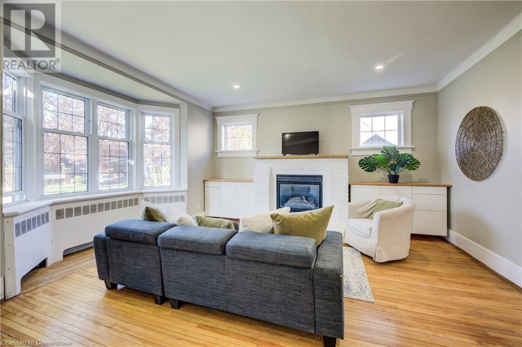 74 HOMEWOOD Avenue