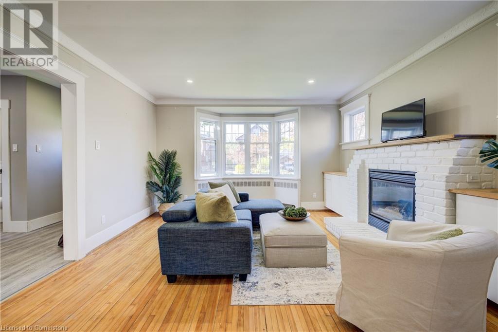 74 HOMEWOOD Avenue