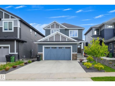 5094 EDGEMONT BV NW Edmonton AB T6M2N6