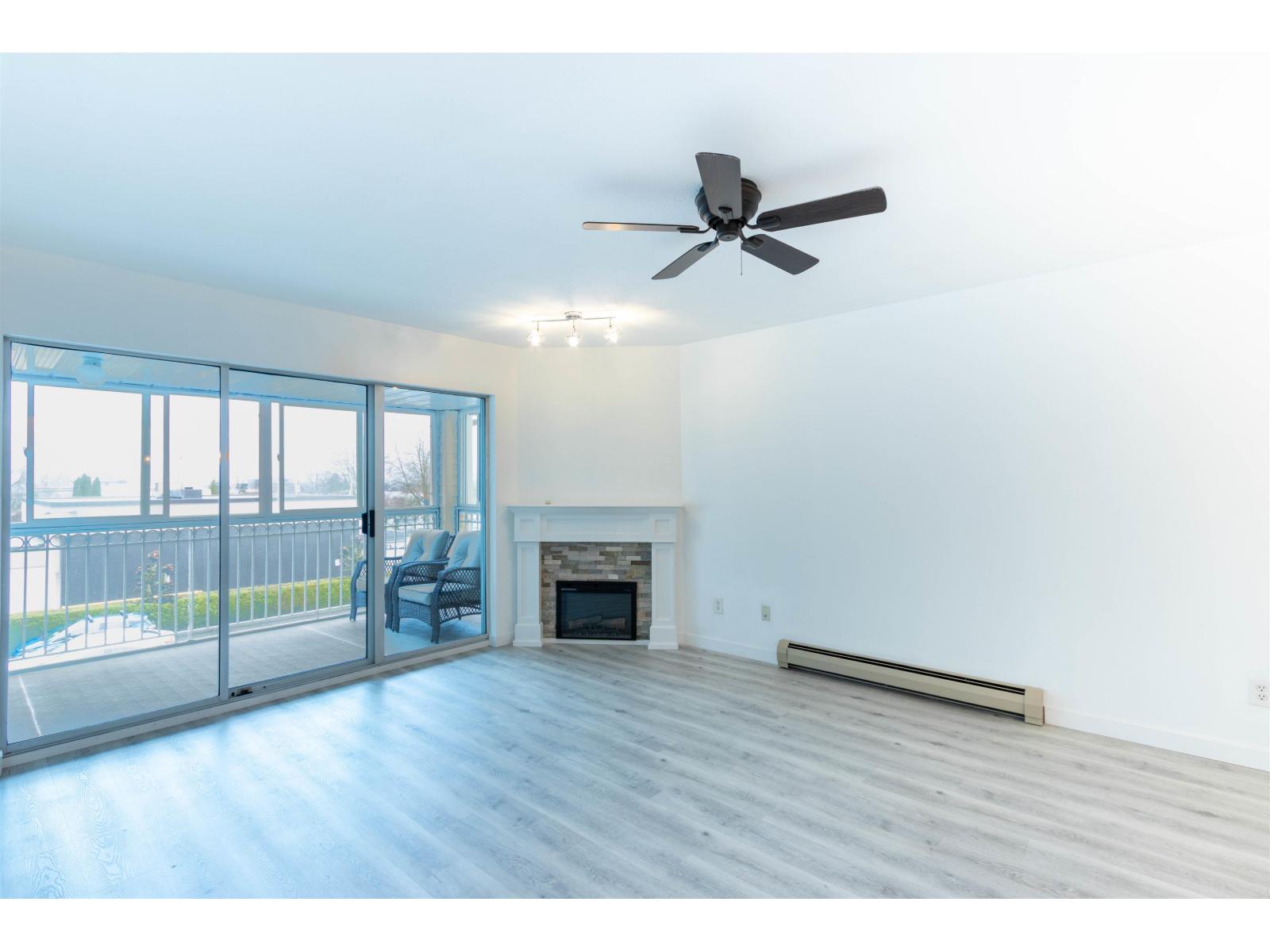 201 2491 GLADWIN ROAD