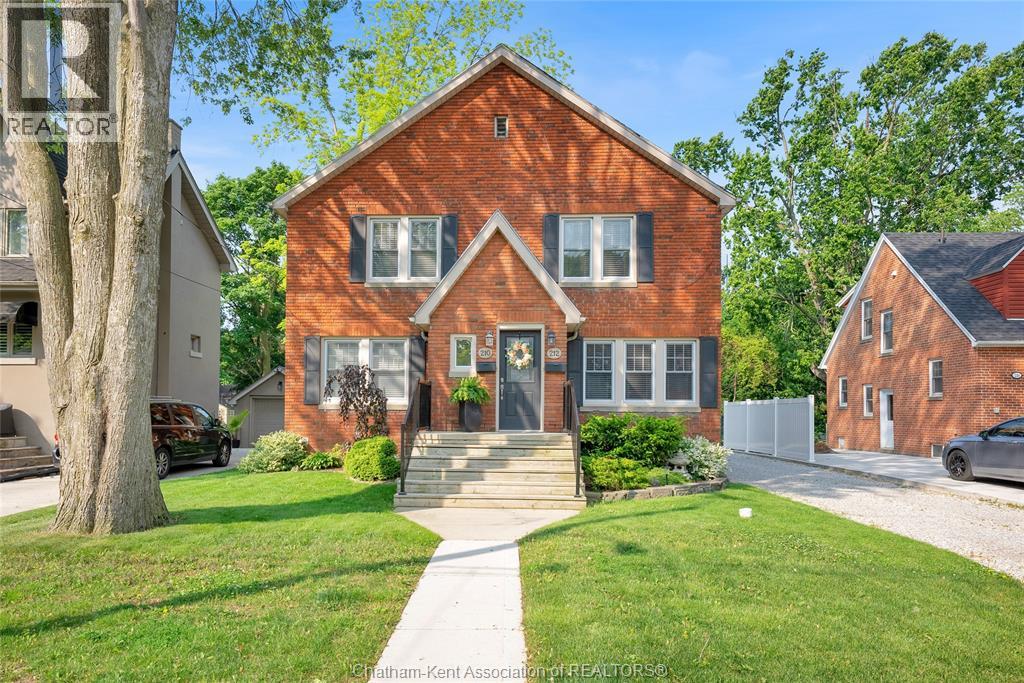 210-212 Elizabeth STREET