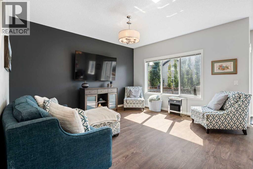 77 Copperpond Street SE