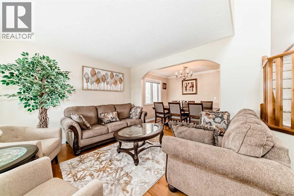 146 Scenic View Close