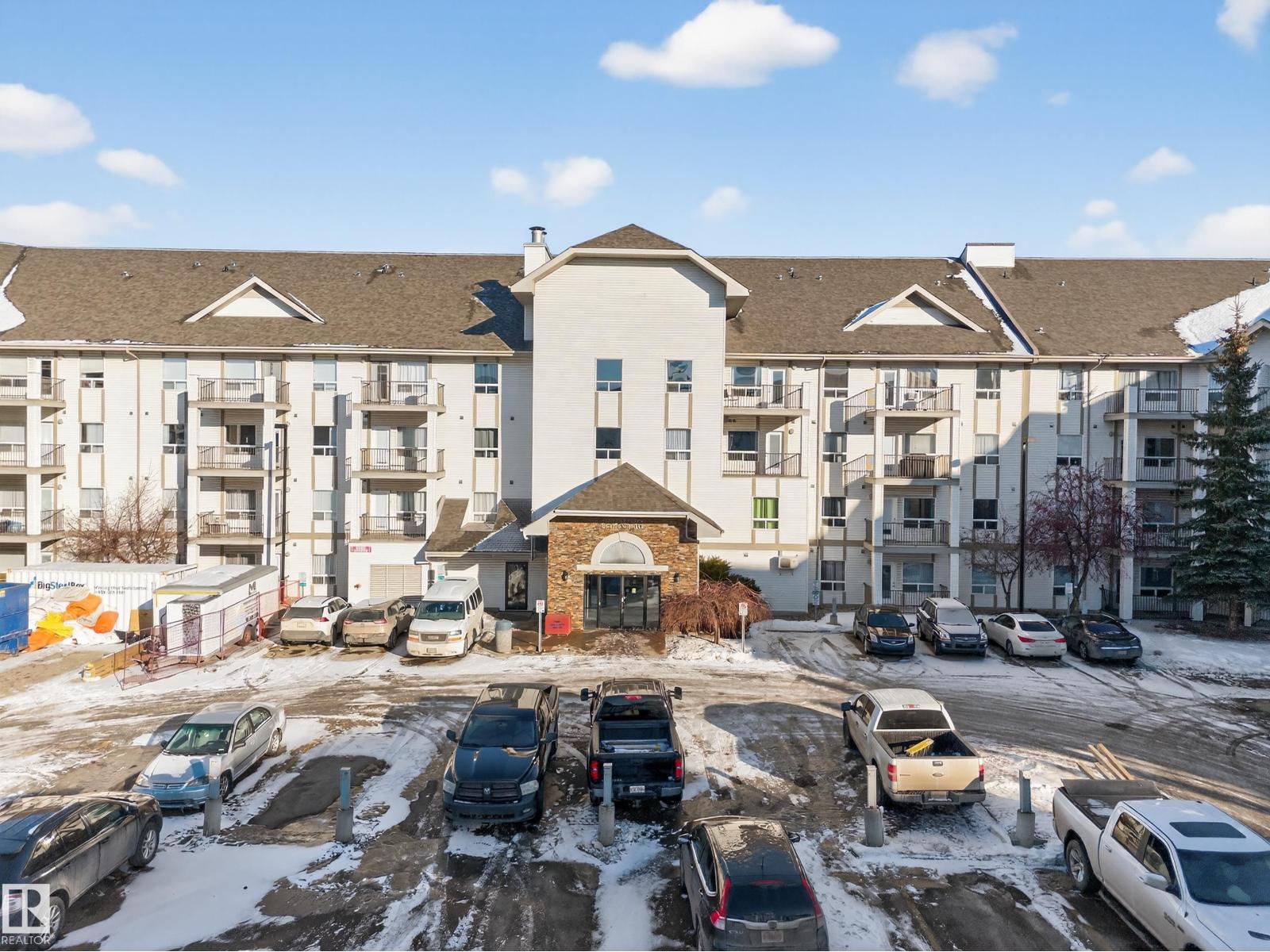 #1205 330 CLAREVIEW STATION DR NW