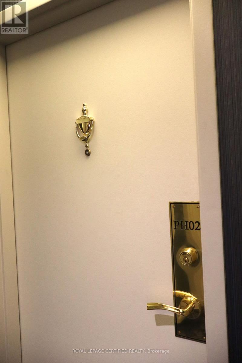 PH2 - 20 CHERRYTREE DRIVE