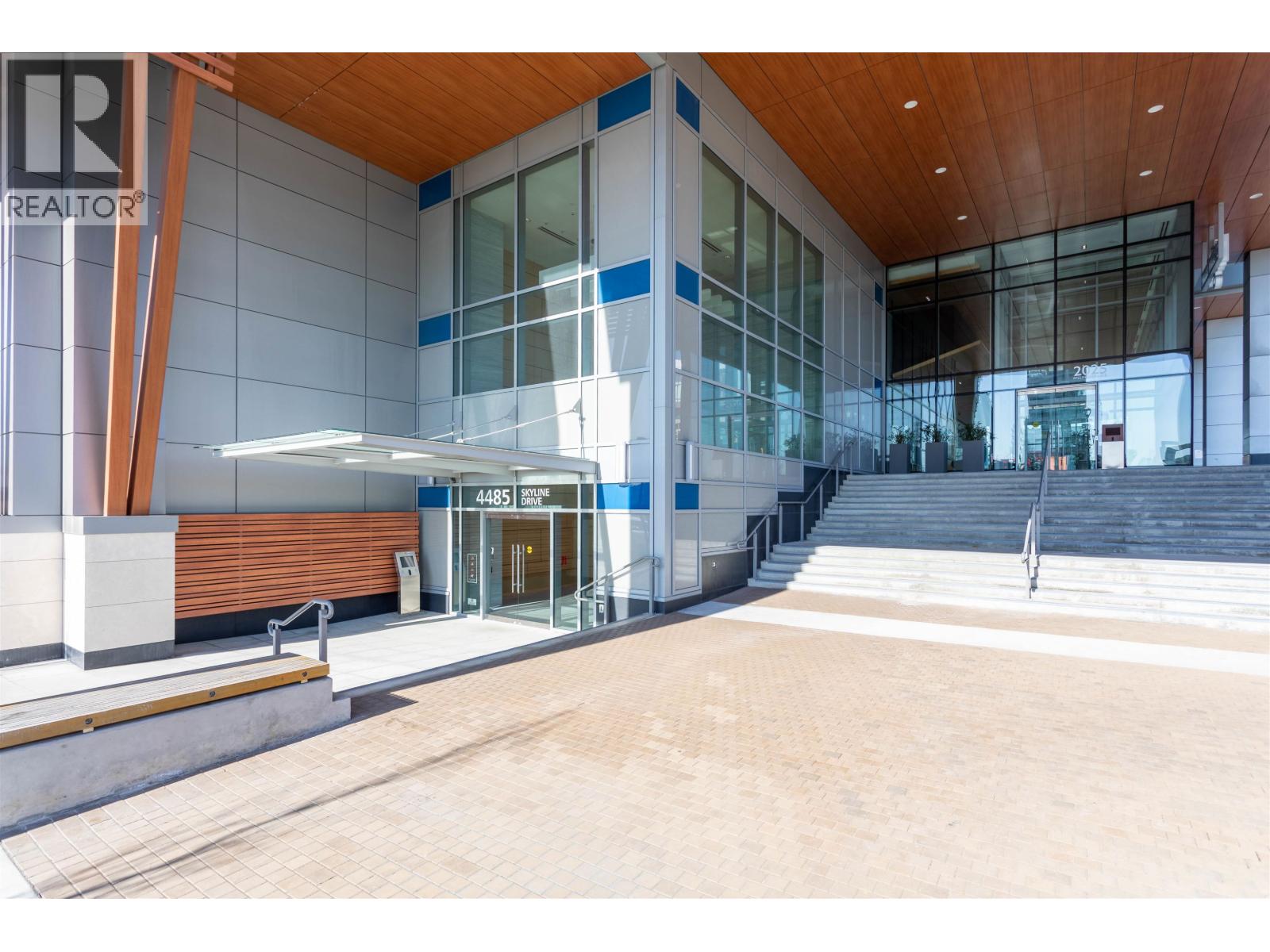 1806 4485 SKYLINE DRIVE