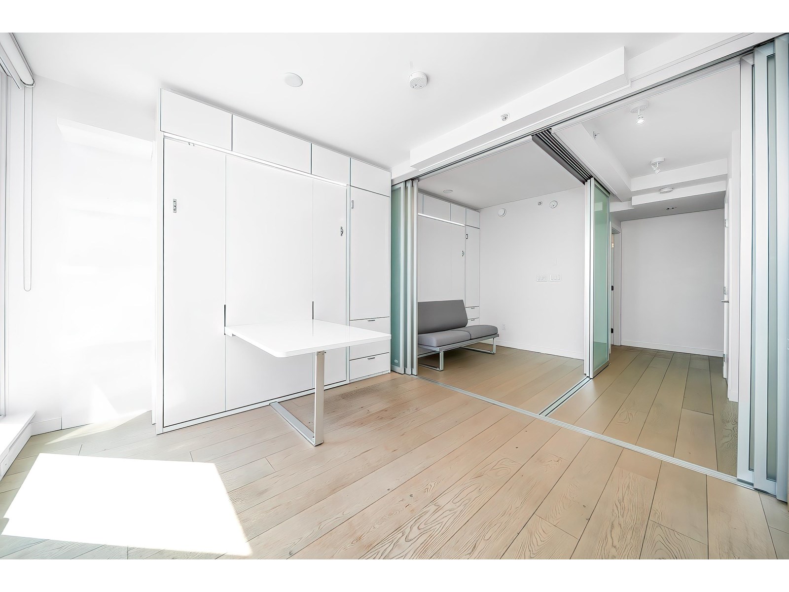 1913 13438 CENTRAL AVENUE