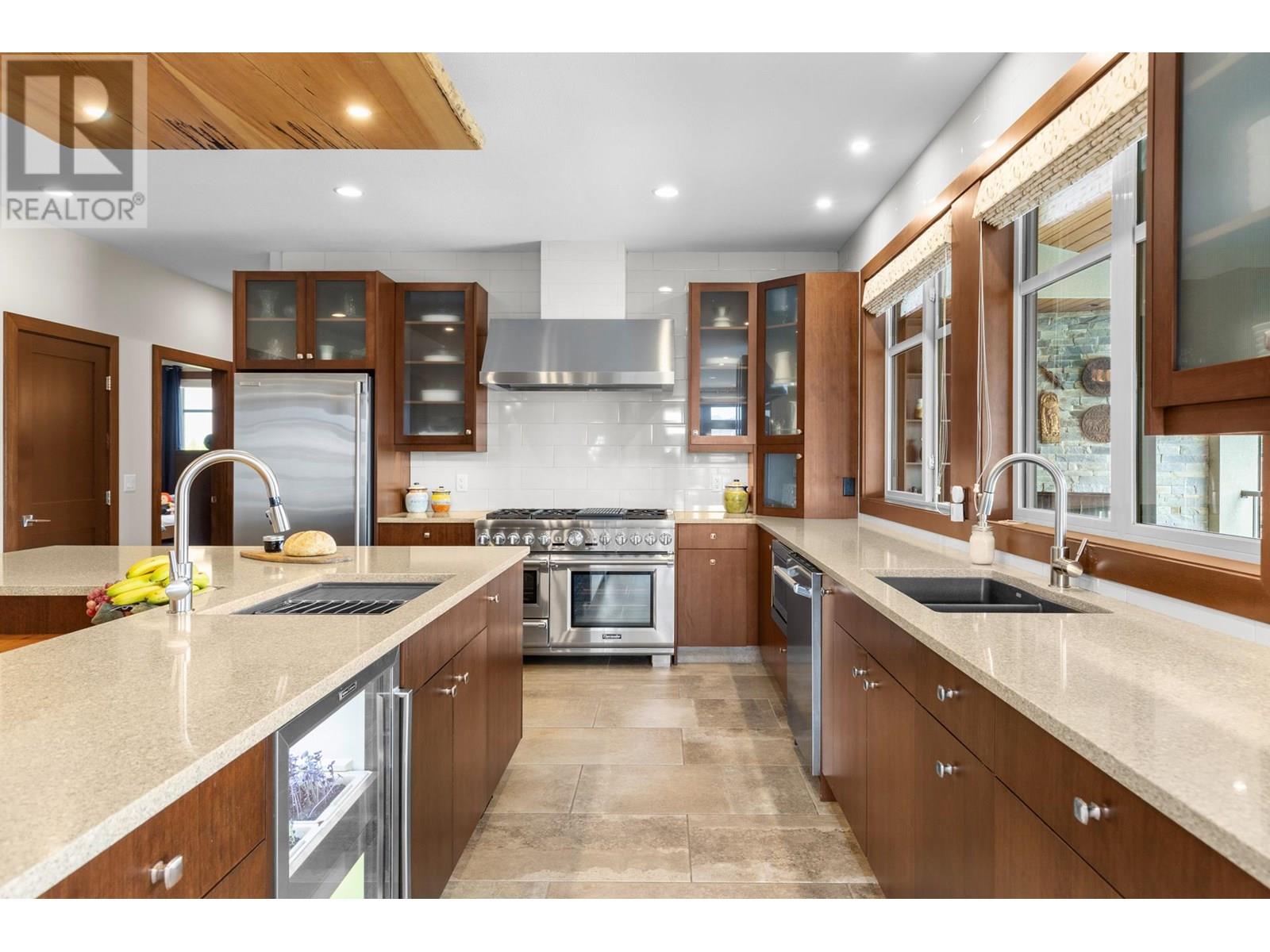 3318 Vineyard View Drive