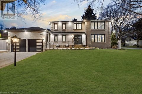 1857 FRIAR TUCK Court Mississauga ON L5K2L4