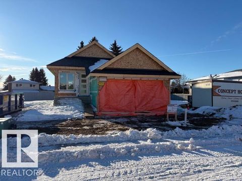 39 ELSINORE PL NW Edmonton AB T5X0M6