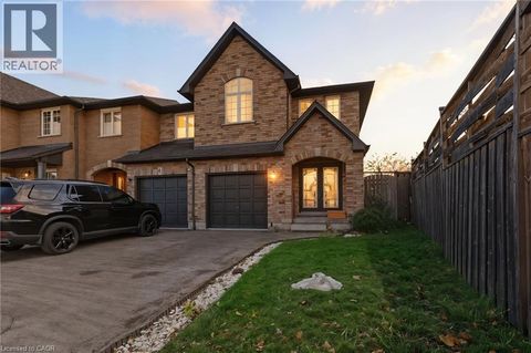 2 RACALMUTO Street Hamilton ON L8T5A4