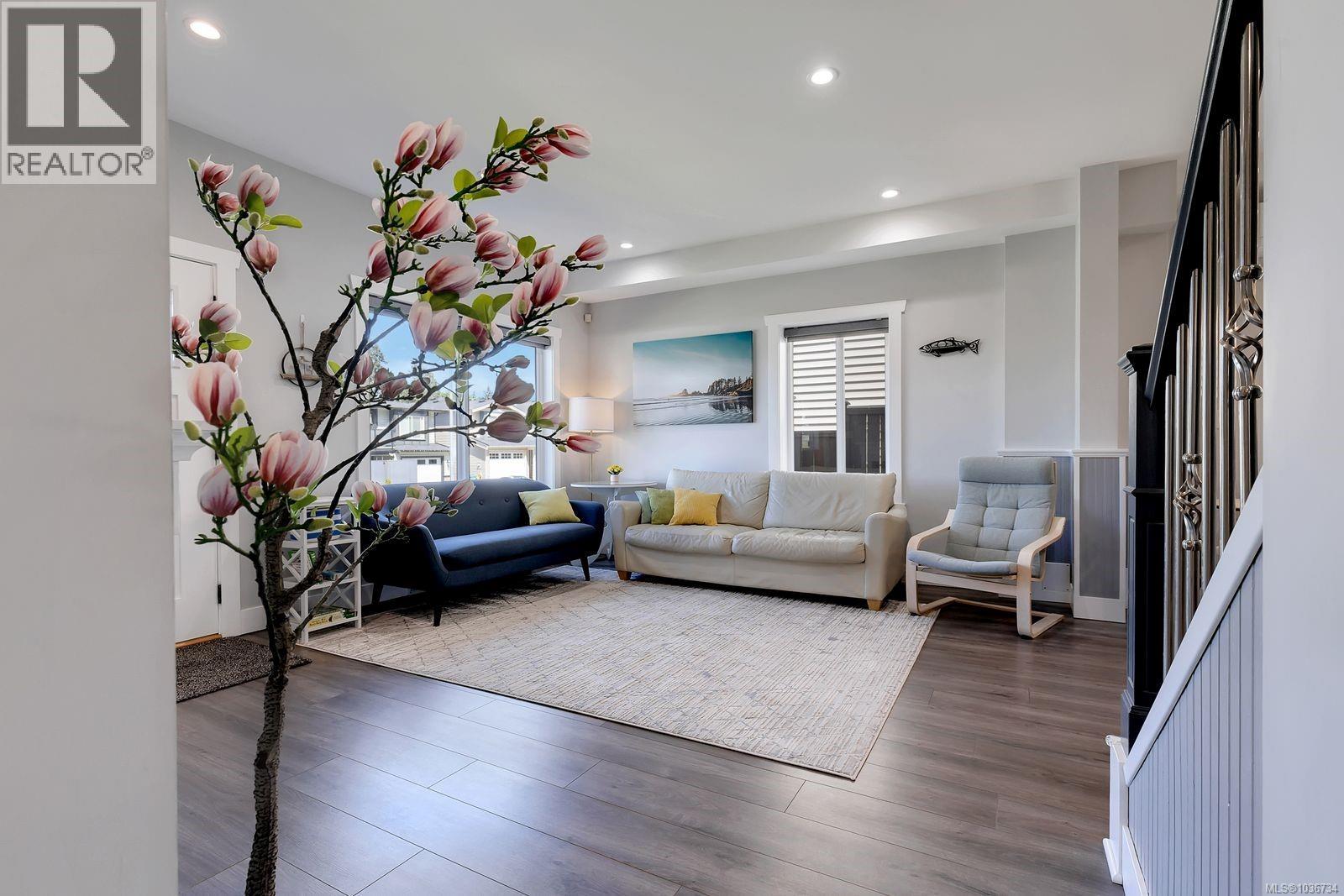 391 Cambie Rd