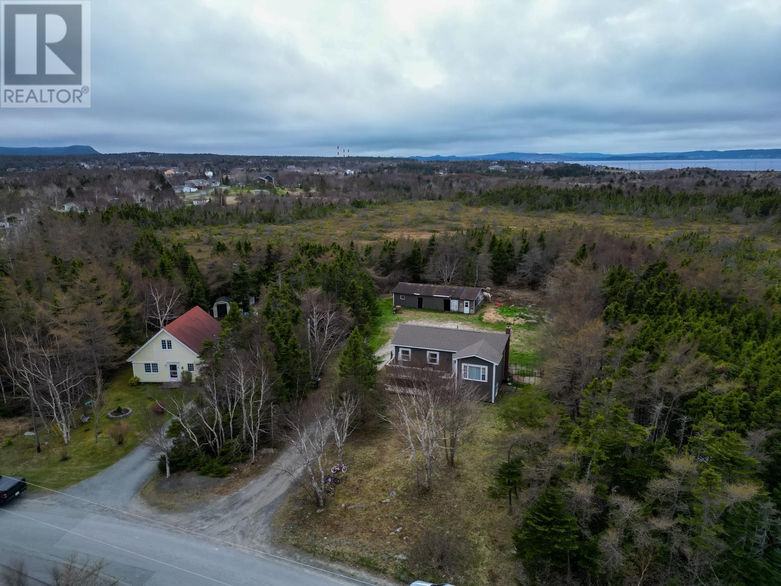 33 Lance Cove Road