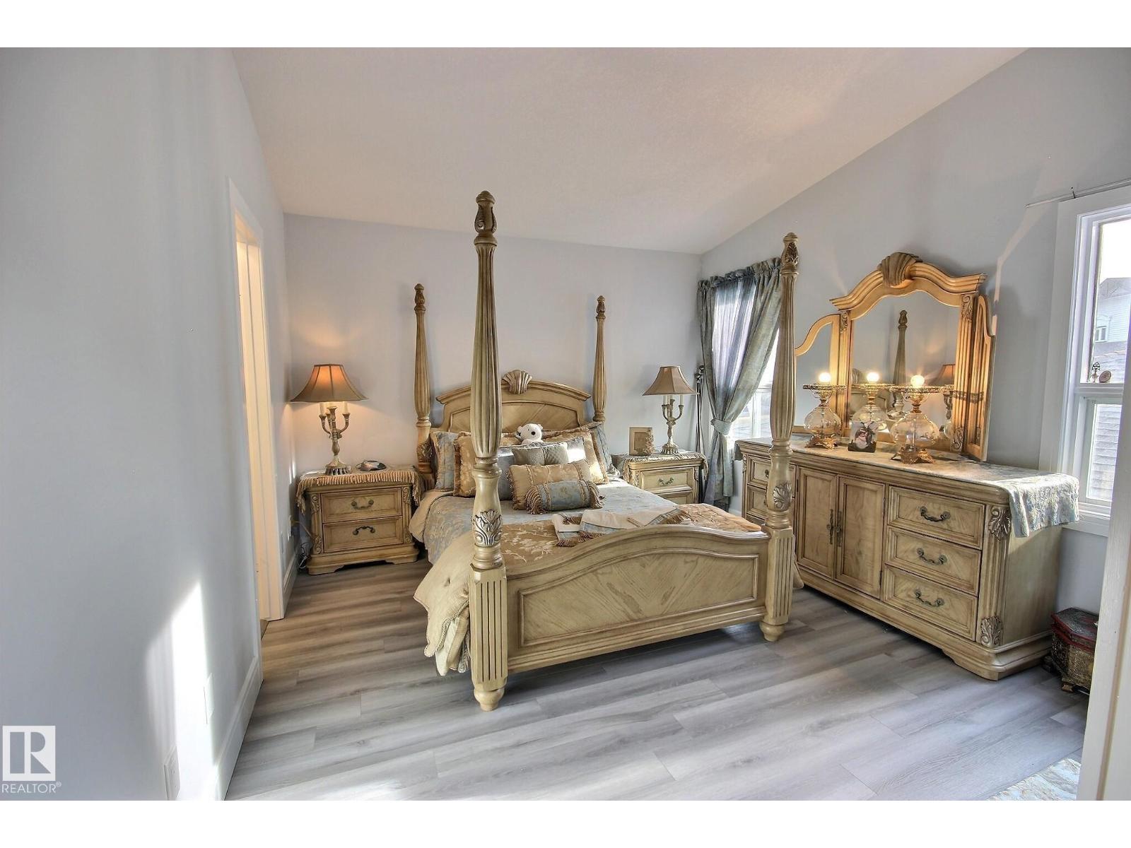 10735 BEAUMARIS RD NW