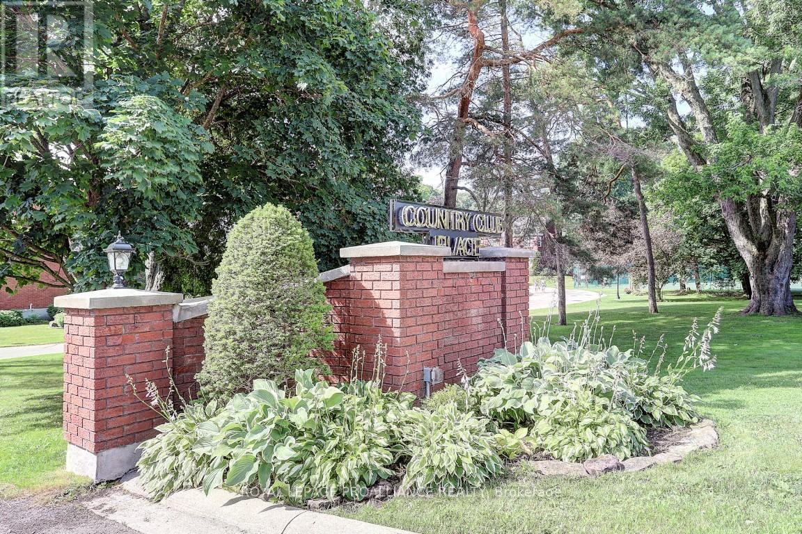 46 COUNTRY CLUB PLACE