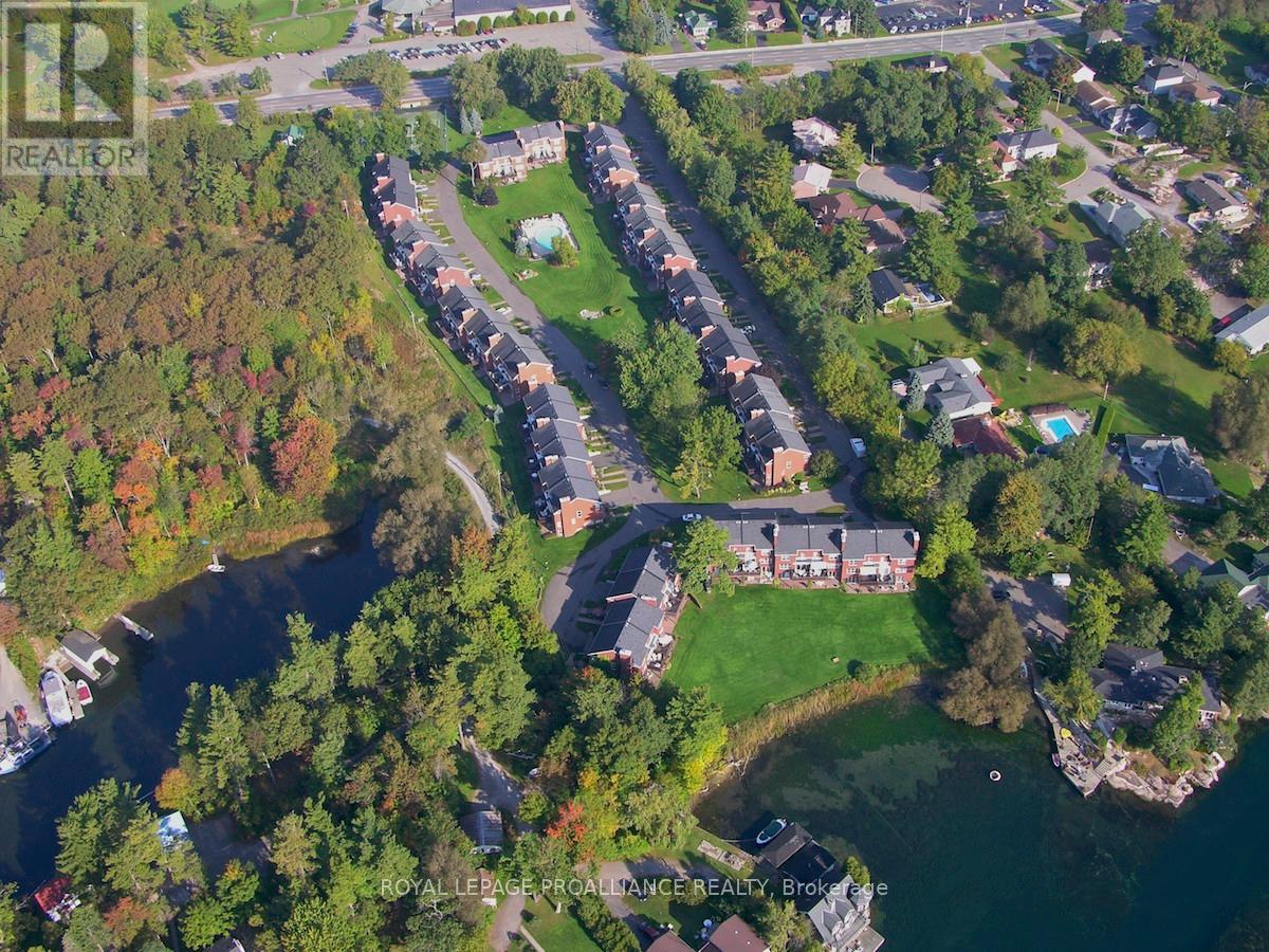 46 COUNTRY CLUB PLACE
