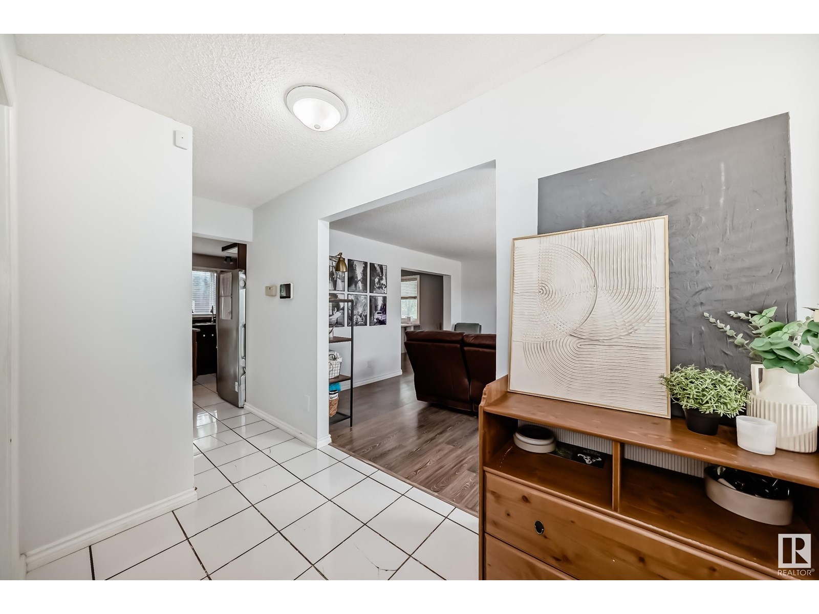 18425 62B AV NW